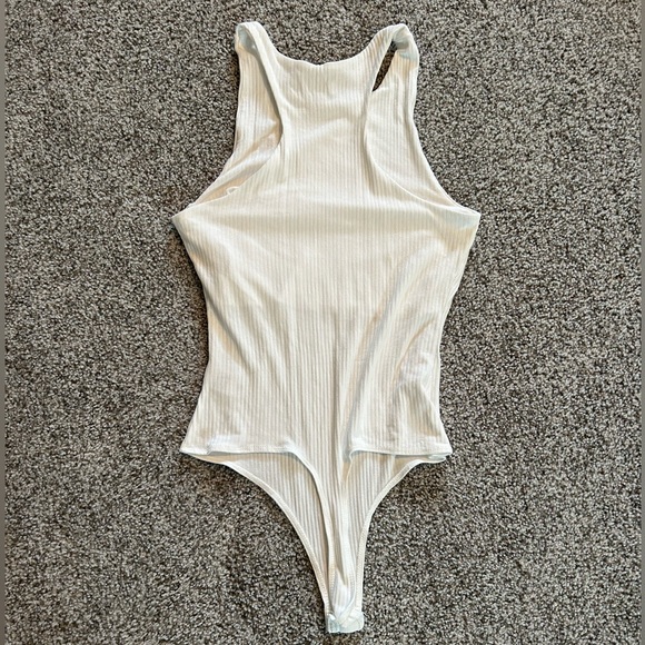 White body suit - Picture 1 of 2